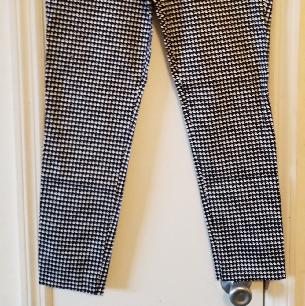 Old Navy Pixie Pants - image 2